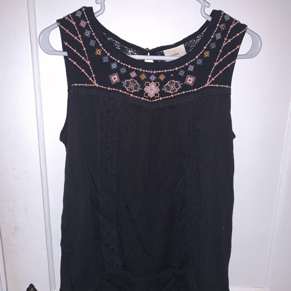 Knox Rose top Size XS
